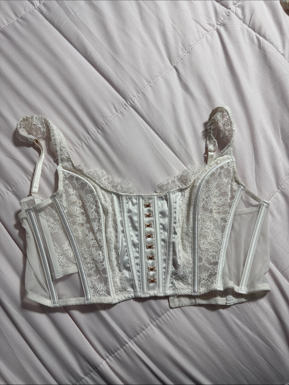 Victoria's Secret White Lace Longline Bralette with Boning